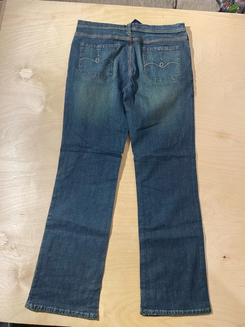Y2K Lady Enyce Dark Wash Straight Leg Jeans 32 (RB)